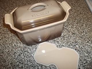 か*に様 ル・クルーゼ LE CREUSET テリーヌ型
