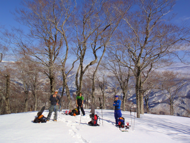 2012/02/29 Backcountry Snowboarding in 野谷荘司山_b0220886_13124744.jpg