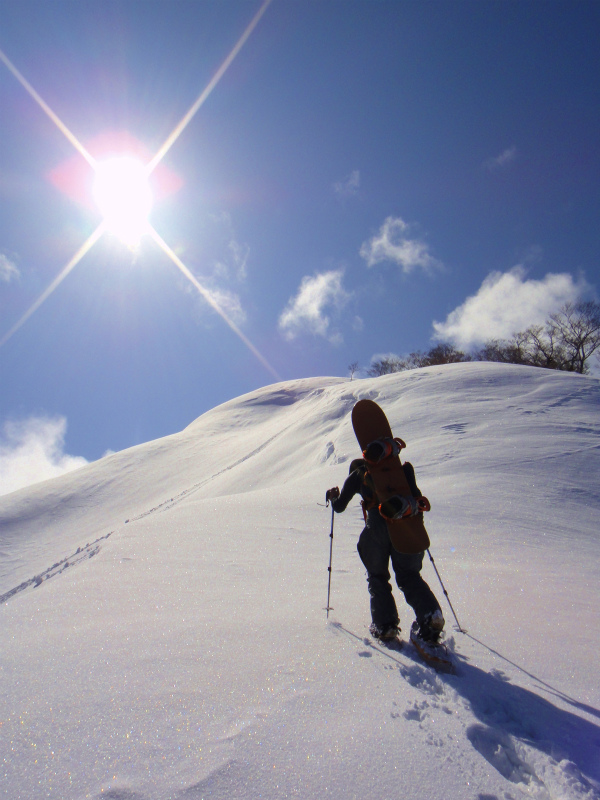 2012/02/29 Backcountry Snowboarding in 野谷荘司山_b0220886_1317921.jpg