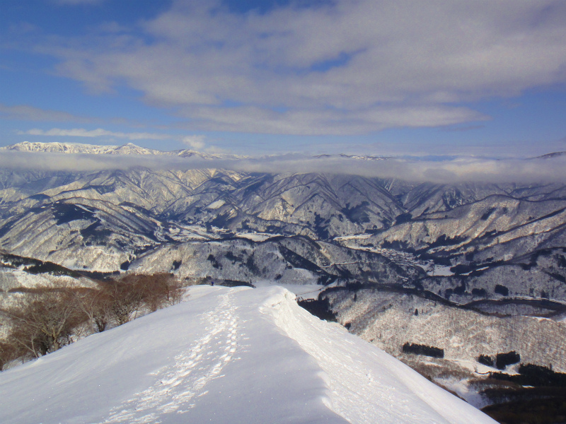 2012/02/29 Backcountry Snowboarding in 野谷荘司山_b0220886_13402234.jpg