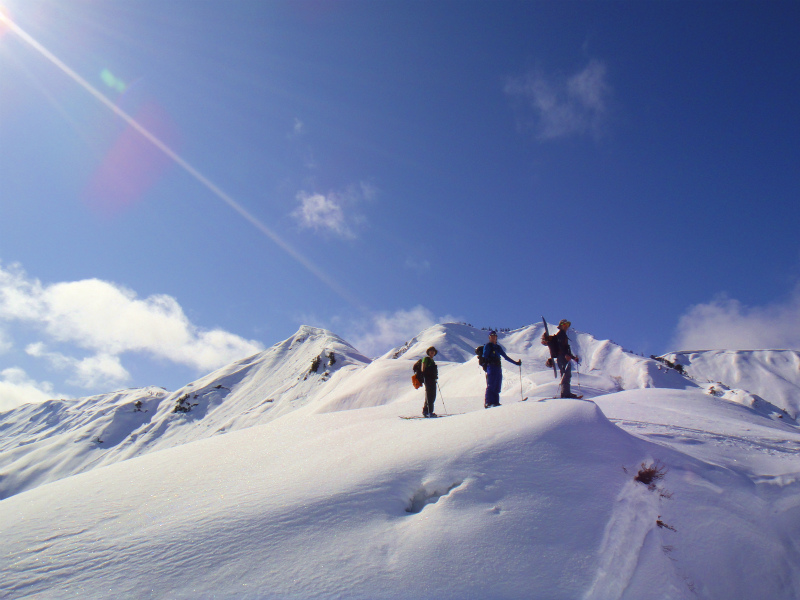 2012/02/29 Backcountry Snowboarding in 野谷荘司山_b0220886_13403967.jpg