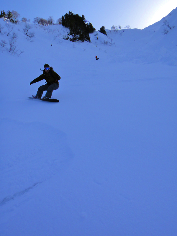 2012/02/29 Backcountry Snowboarding in 野谷荘司山_b0220886_1434644.jpg