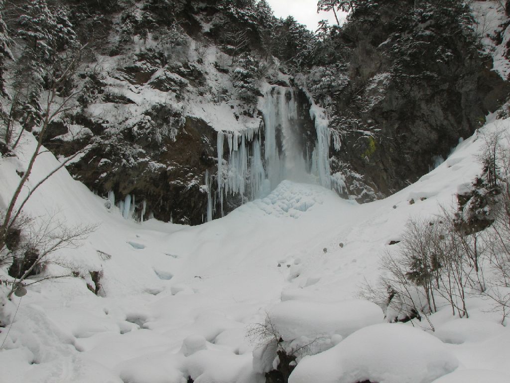 平湯大滝結氷　２_a0209488_2181014.jpg