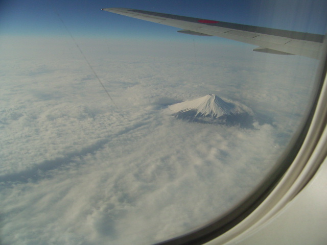 旅のはじまりとおわり_b0206421_2172269.jpg