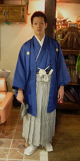 卒業式シーズン!_a0123703_18471161.jpg