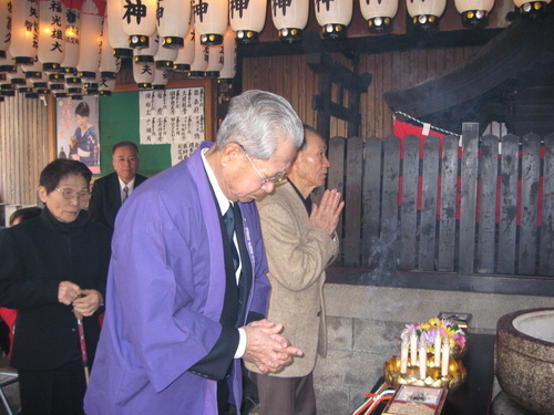 法善寺で東日本大震災1周忌法要_a0165537_21344728.jpg