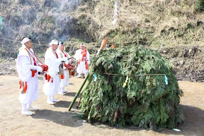 東日本大震災一周忌追善写経会・追悼法要_d0058941_14191352.jpg