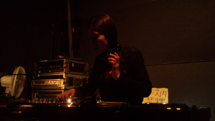 DJ  Hitomi_d0084771_163895.jpg