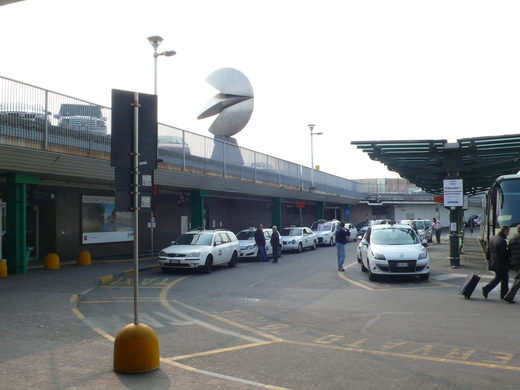 Linate airport_a0129711_12253440.jpg