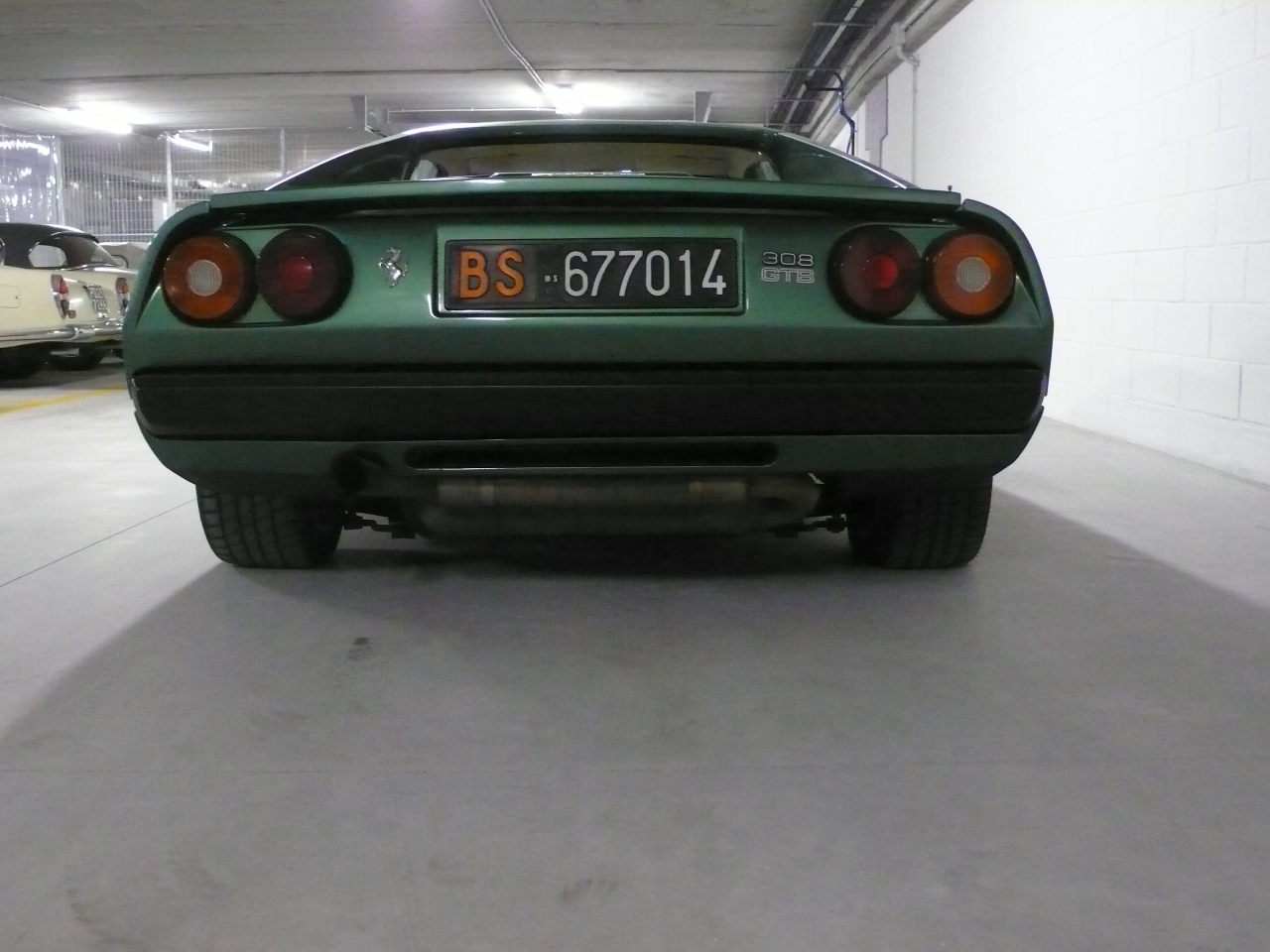 グリーンのGTB_a0129711_1541863.jpg