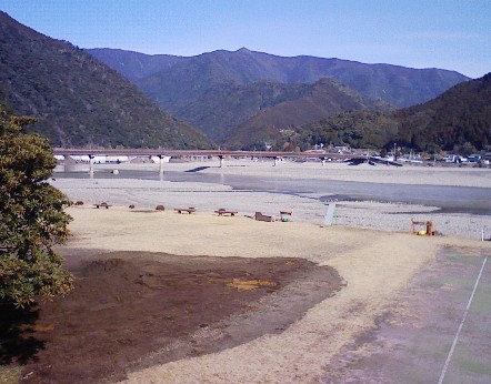 熊野川台風12号水害調査行(9) 熊野川・十津川を遡る1_f0197754_22594630.jpg