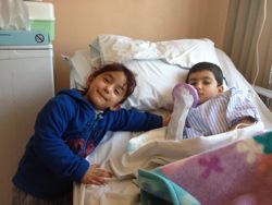 在ヨルダンイラク難民医療支援（人工肛門手術他）_b0006916_2075763.jpg