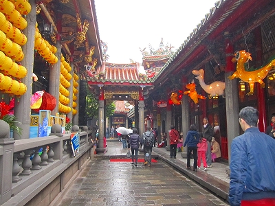 ④故宮博物院と龍山寺_e0237645_23105039.jpg
