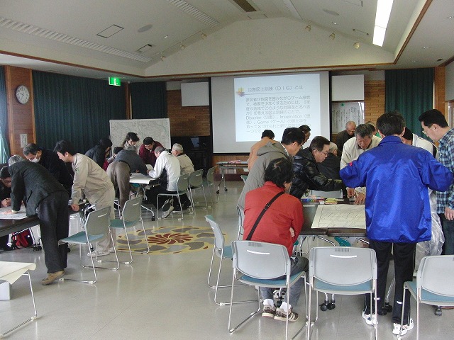 東日本大震災から1年後の津波対策図上訓練「ＤＩＧ」_f0141310_74555.jpg
