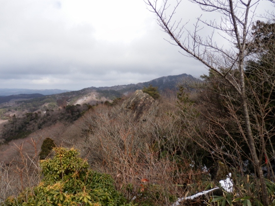 ２０１２．３．１１阿武隈山地南端の山歩き２御岩山～高鈴山_f0003138_1334074.jpg