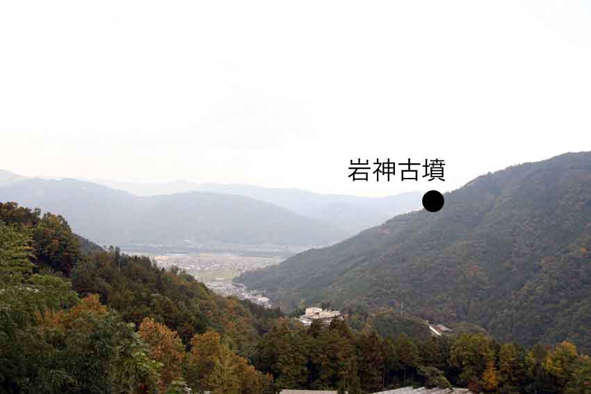 丹田古墳・鴨神社・岩神古墳♪_d0058941_2174278.jpg