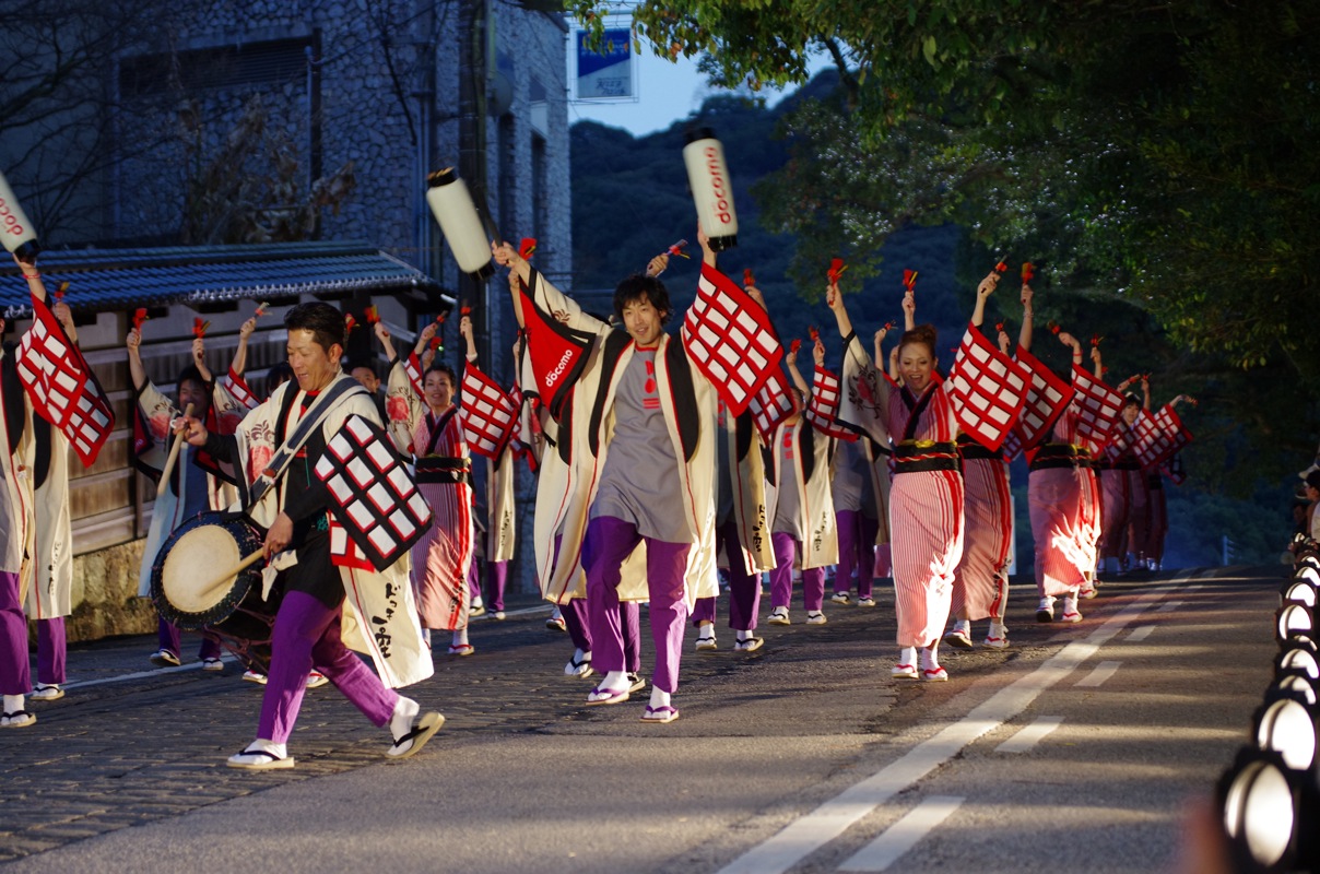 土佐のおきゃく２０１２よさこい春宵祭その３（NTTドコモ高知支店）_a0009554_193437100.jpg