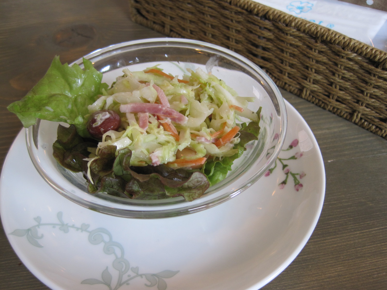 ホワイトデーに苺のマカロンを♪ @Cafe Le Petit Nid 3_f0236260_19312260.jpg