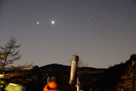 金星と木星のランデブー_e0120896_733742.jpg