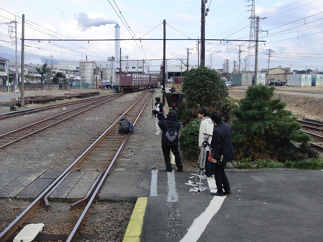 岳南鉄道　貨物運行終了とＪＲとの接続が良くなる新ダイヤ_f0141310_7314711.jpg