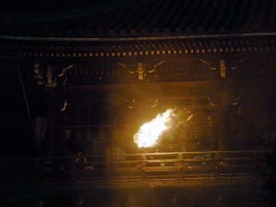 奈良東大寺、修二会のお松明_c0162882_1391244.jpg