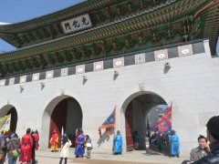 景福宮の王宮守門将交代儀式_f0019247_16352188.jpg