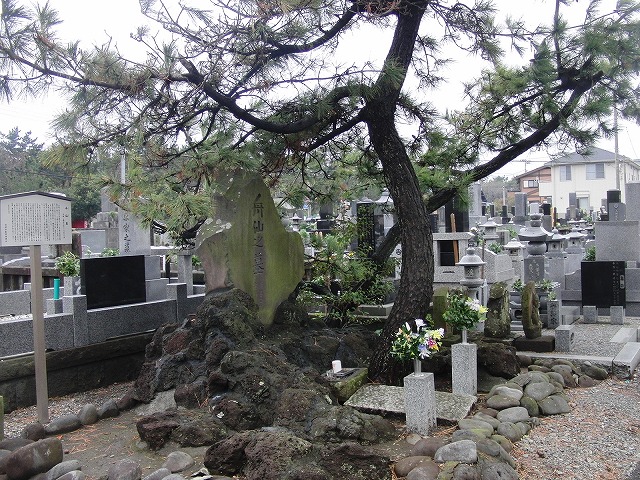 なたね梅雨のお彼岸の風景_f0141310_723268.jpg