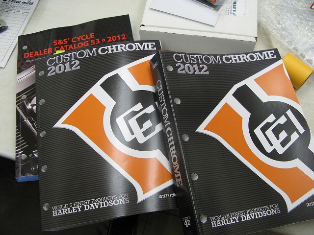 2012 パーツカタログ続々入荷中です。_a0110720_2072295.jpg