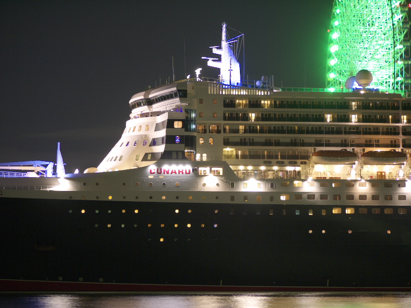 Queen Mary 2_d0217053_0323221.jpg