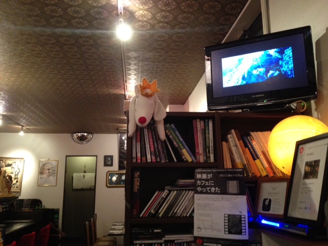 映画がカフェにやってきた~trattoria blackbird~_b0230768_1631172.jpg