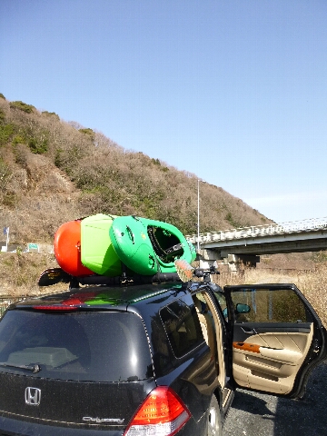 坂内川へ_c0113733_2316767.jpg