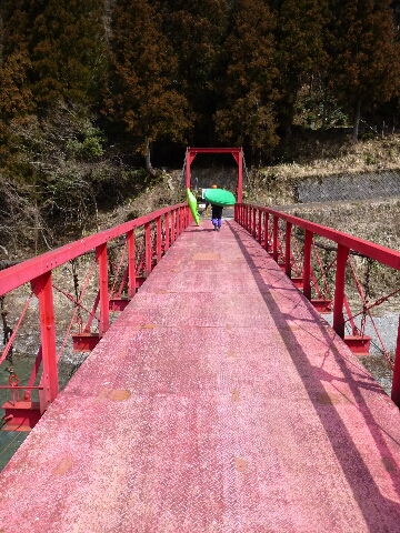 坂内川へ_c0113733_23252794.jpg