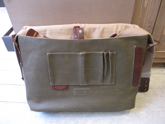 BROOKS_e0188759_19195650.jpg