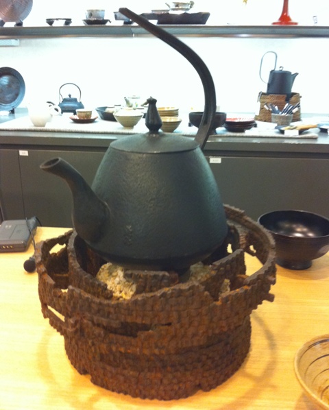 リビングでもお茶を・・・_f0083294_22175235.jpg
