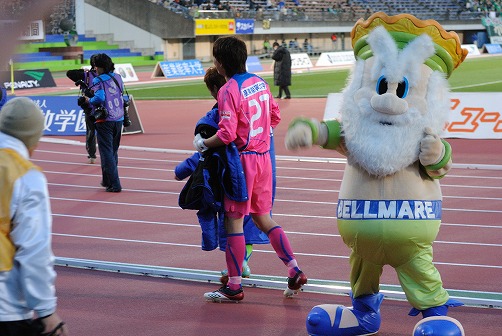湘南vs岐阜@ShonanBMWスタジアム平塚(参戦)_b0000829_043632.jpg