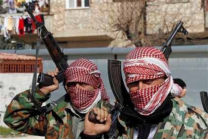 シリアの反政府武装勢力は拷問、処刑を繰り返している Paul Joseph Watson_c0139575_19512381.jpg