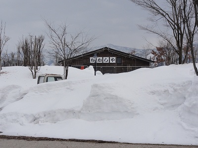 今日はかろうじて雪がふりませんでした_a0084753_18285932.jpg