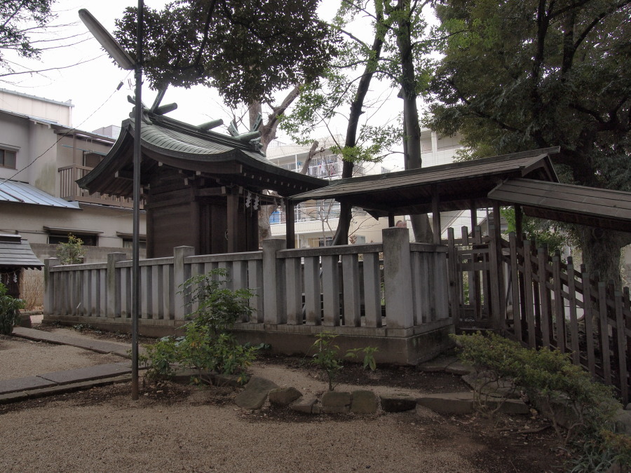 上田端八幡神社 (北区田端4丁目)_e0163471_18185911.jpg