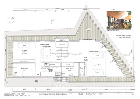 変形・傾斜地に建てる60坪の住い（コンペプレゼン）_f0212875_1083413.jpg