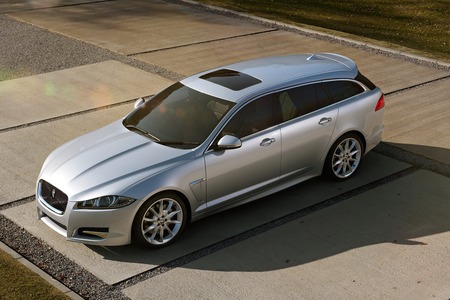 ・New Jaguar XF Sportbrake・_f0223194_124753100.jpg