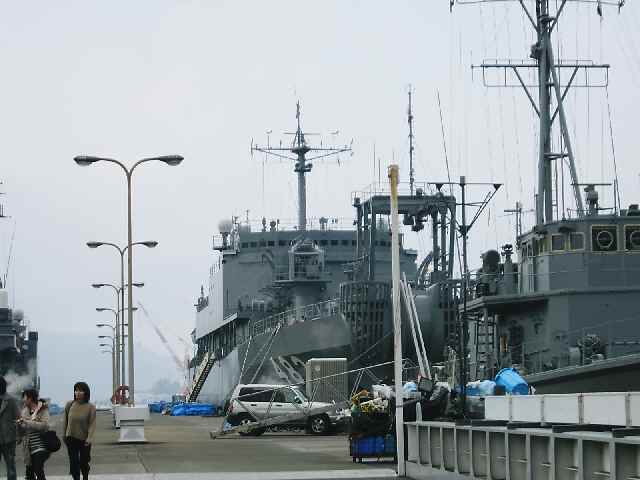 【春の広島阿呆旅その③「海上自衛隊呉基地艦艇一般公開」】_c0042960_23192015.jpg