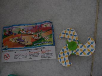 Kinder JOY_e0089238_1723333.jpg