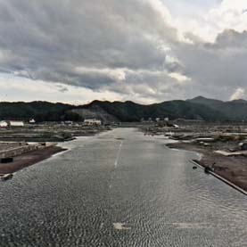 吉野正起写真展「道路2011 -岩手・宮城・福島-」_e0080345_16571061.jpg