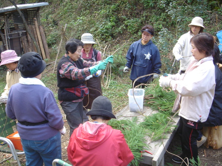 みさき里山クラブH17年「手づくり広場」_c0108460_2339319.jpg