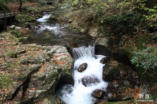 136 八重滝 ~山奥にある八つの滝~_c0211532_1304310.jpg