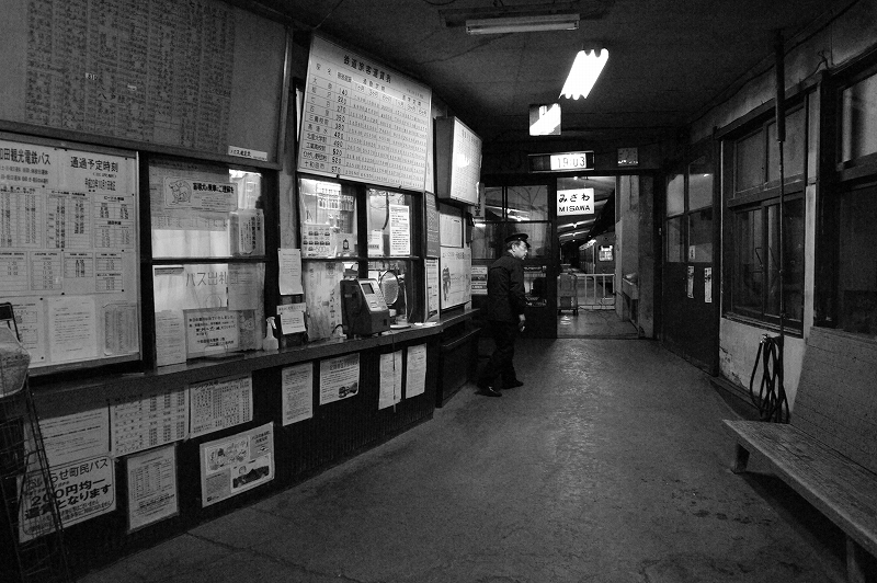 お見送り　三沢駅_f0050534_9261857.jpg