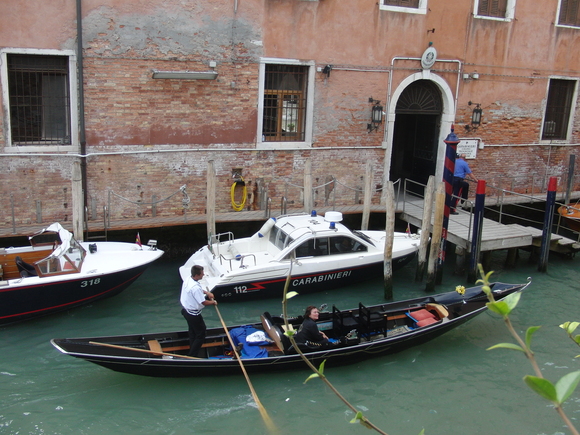 CARABINIERI_d0193569_11531820.jpg