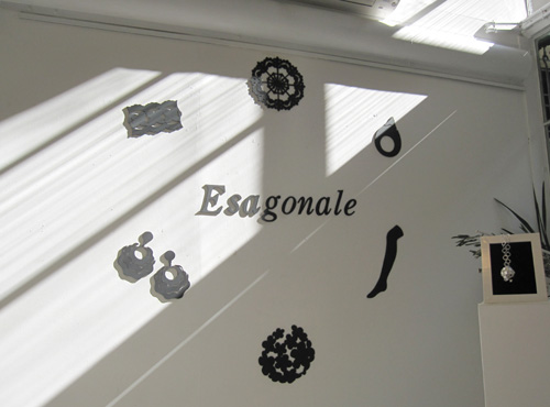 グループ展「ESAGONALE」終了--フィレンツェ_d0146108_0262091.jpg