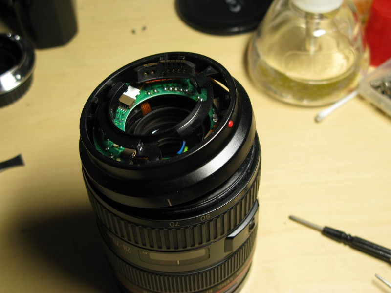 【部品取り】【研究用】EF 28-70mm F2.8 L EF28-70mm F2.8L ガタツキ分解修理！ : カメと、テツと、ときどき…。