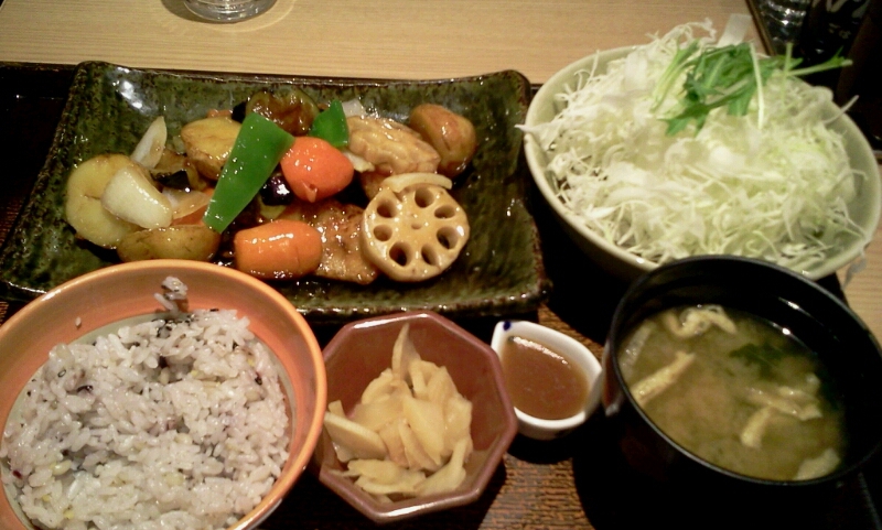 大戸屋で健康ランチ@多摩_c0212604_15332879.jpg